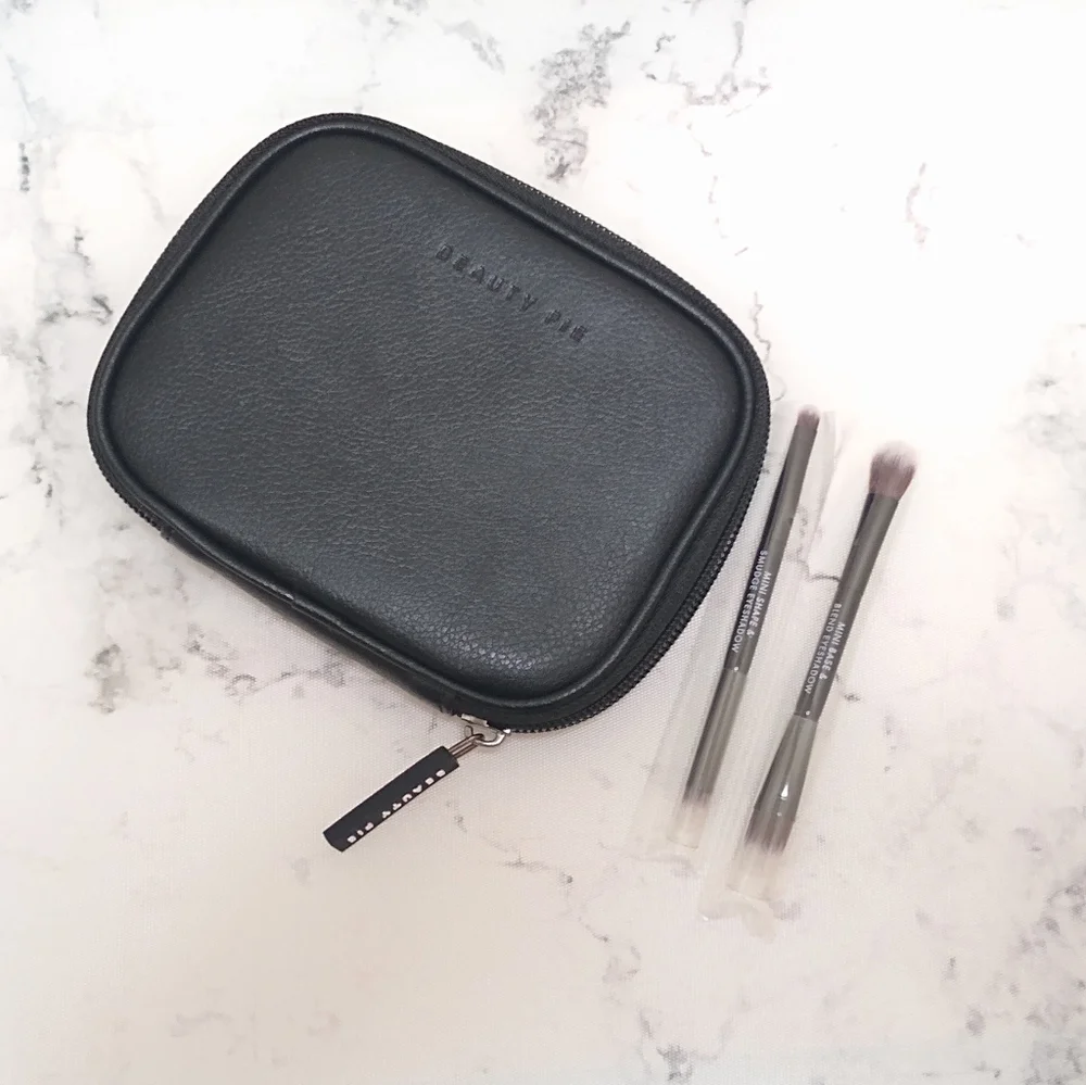 Beauty Pie Travel Eyeshadow Brushes with Case